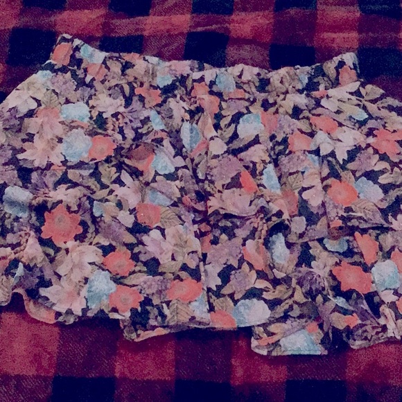 MINI CRINKLE LUREX TIERED SKIRT by Torrid! Size 3x - Picture 7 of 8